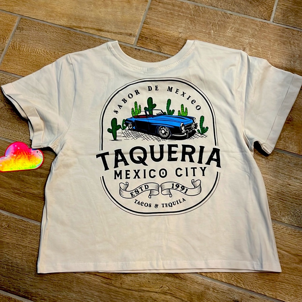 Taqueria cropped graphic tee! Celebrate Latin Heritage (& your love for tacos)!